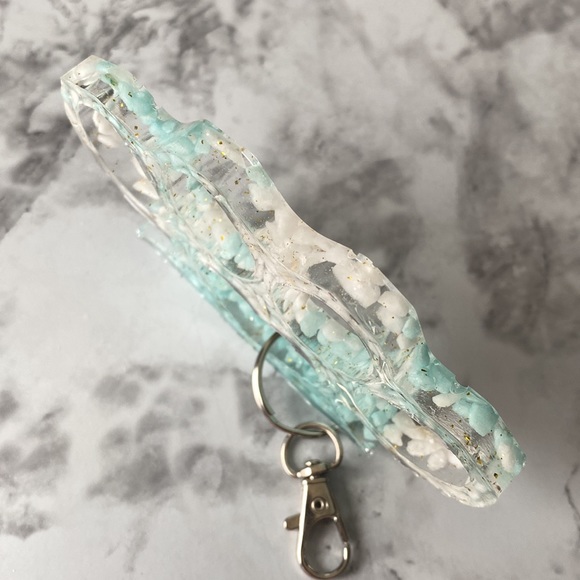 Rock Knuckles keychain - Picture 3 of 5